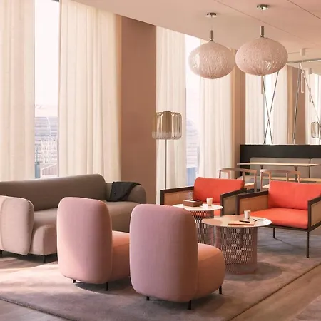 Отель Okko Paris La Defense Нантерр
