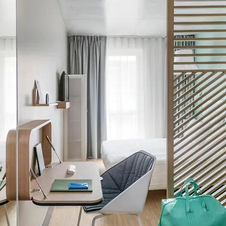 Okko Paris La Defense Нантерр