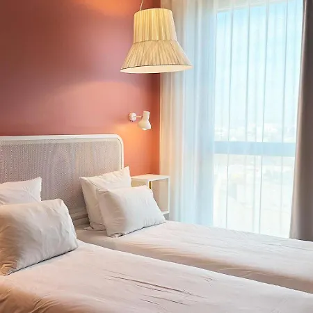 فندق Okko Paris La Defense 4*