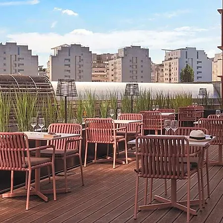 Okko Paris La Defense Szálloda 4*